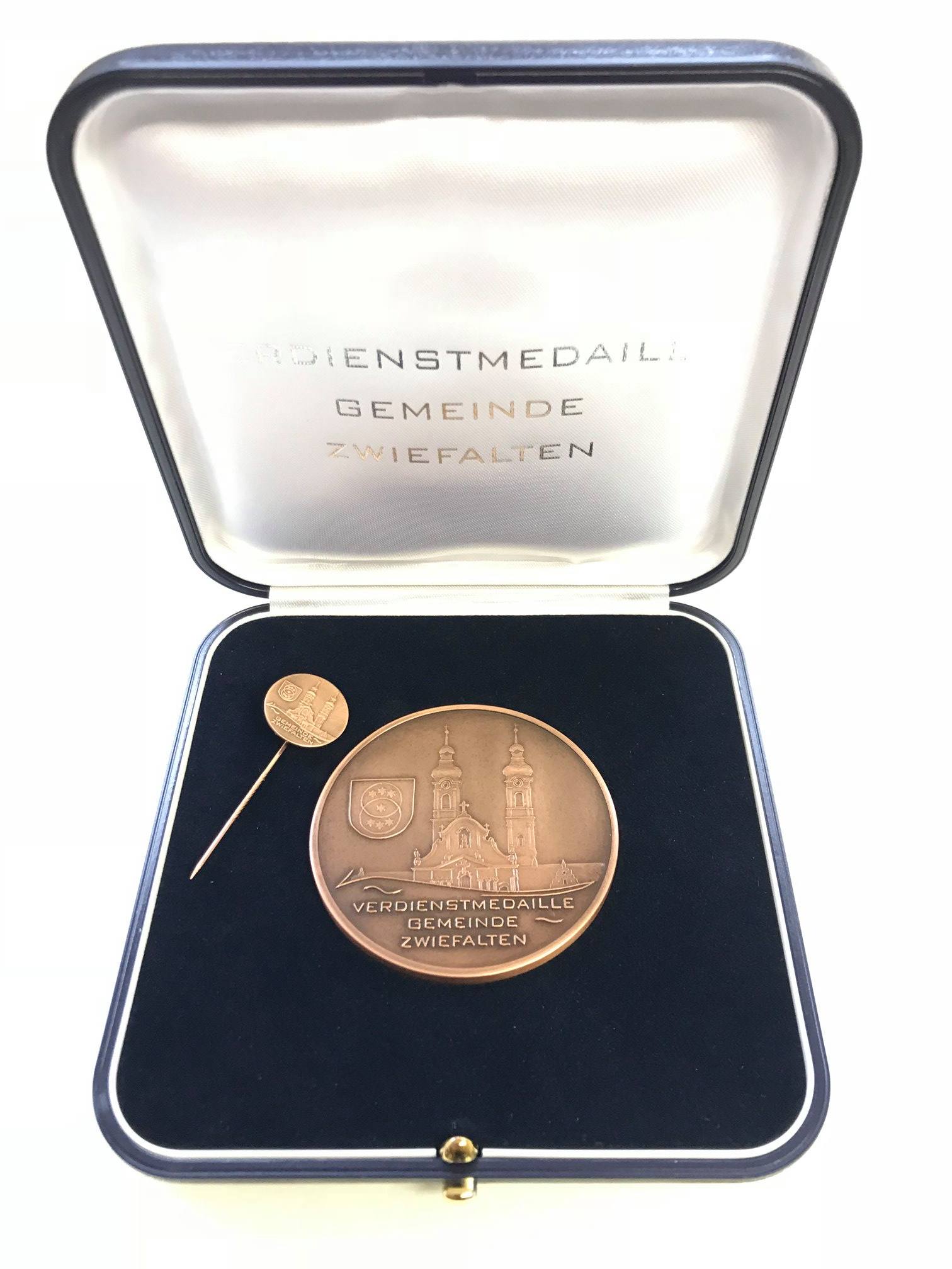 Verdienstmedaille der Gemeinde Zwiefalten – Bild 1